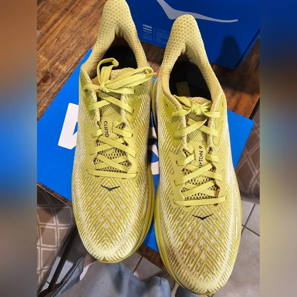 HOKA MEN'S CLIFTON 9 GLCR